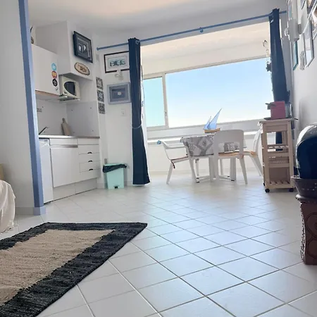 Sur L'eau Avec Privee